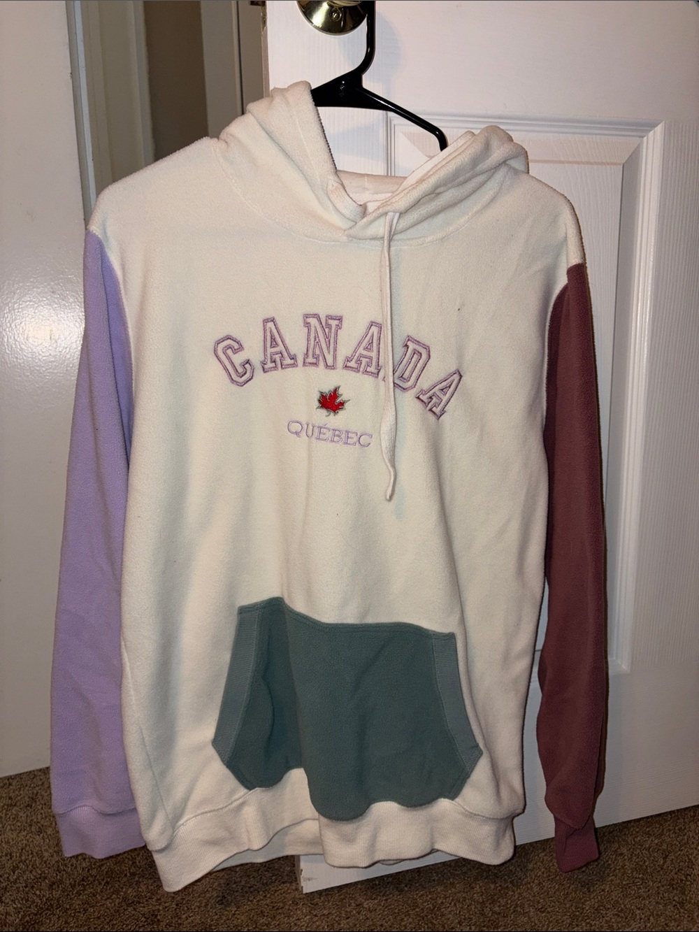 Canada Québec Embroidered Pullover Hoodie - Cream with Pastel Accents